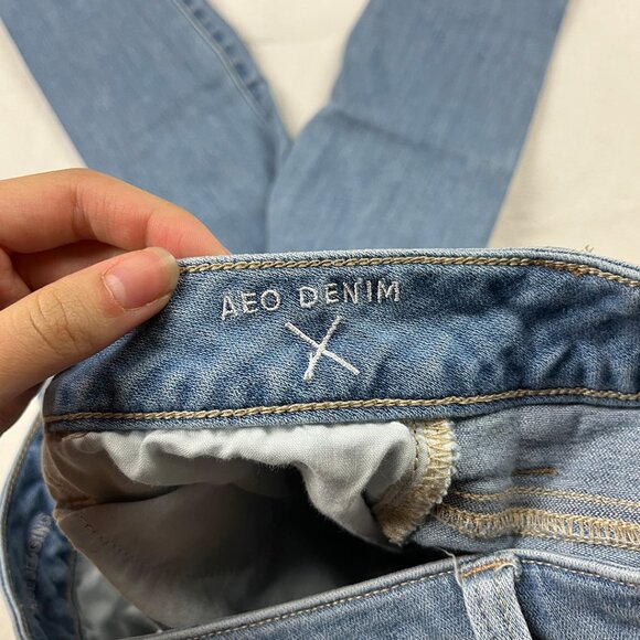 American Eagle Hi-Rise Jeggings Super Stretch Bleached Distressed Light Wash - Picture 12 of 15